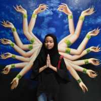 Interactive 3D art display