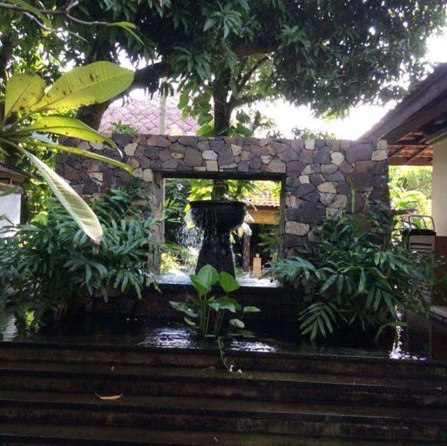 Sudamala รีสอร์ทหรูริมทะเลชวา
