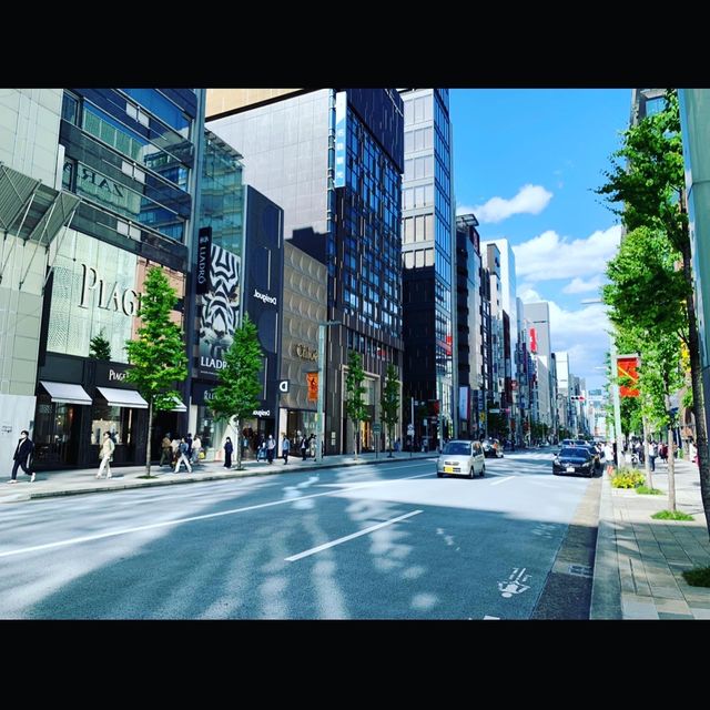 初めての、東京銀座SIX❗️オシャレな街