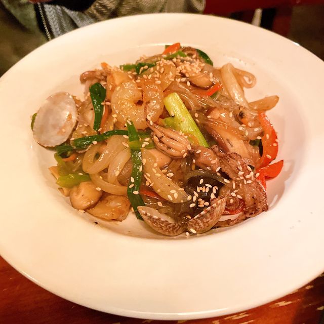 尖沙咀韓國🇰🇷菜樓上Cafe人龍店❤️
