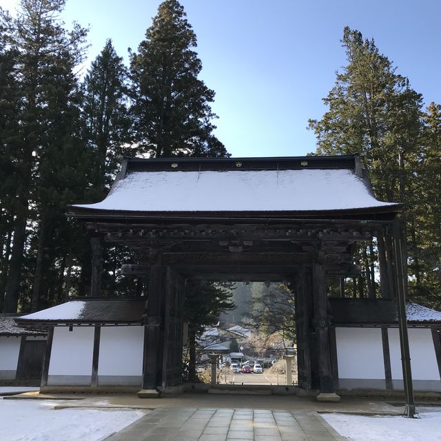 日本的三大靈場之一 – 高野山