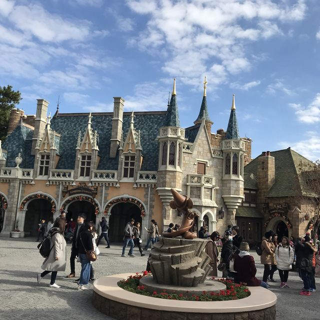 Awesome Tokyo Disneyland 