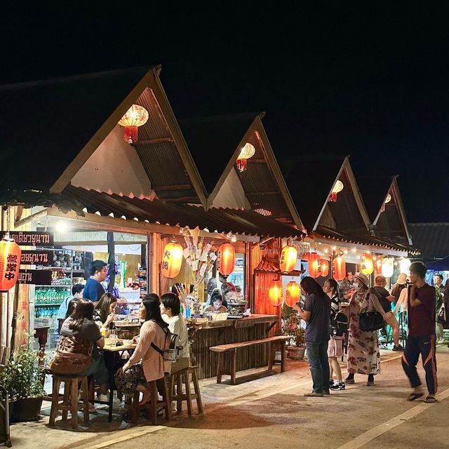 บ้านรักไทย แม่ฮ่องสอน