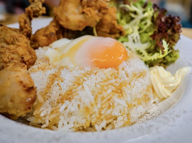 日式食堂夠親民，丼飯烏冬平到暈