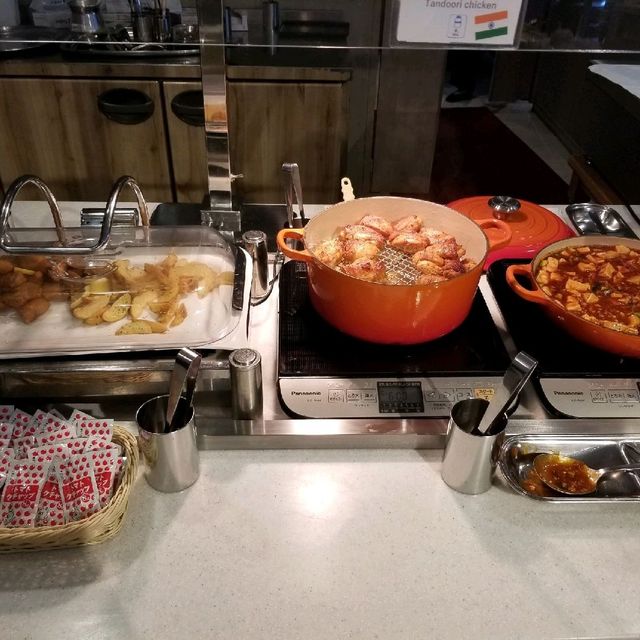たまには贅沢なブッフェも🍽️🌃【スカイレストラン　エトワール】
