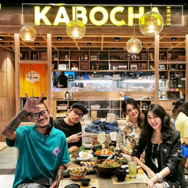 ฟินฟินกับอาหารญี่ปุ่นสุดอร่อย 🍱🍣🍤🍥🍢🍜🍛