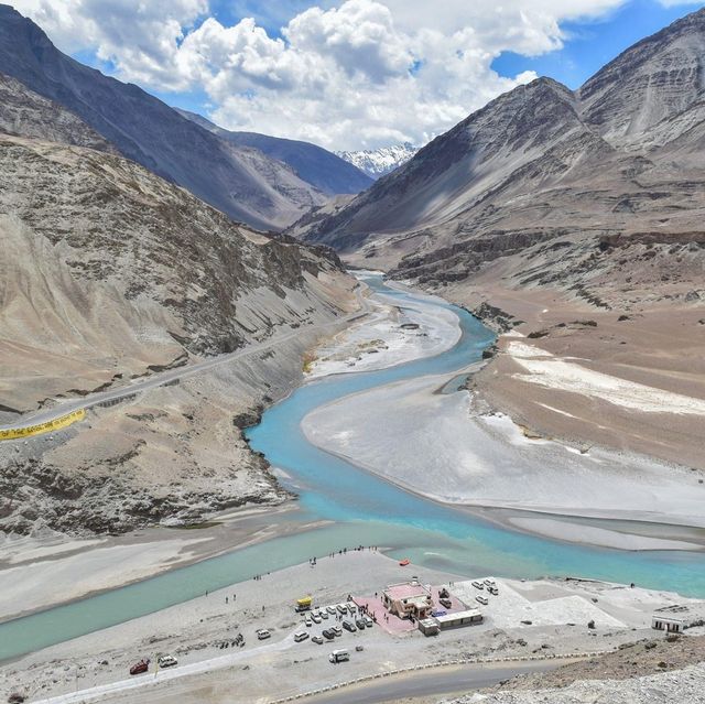 Indus & Zanskar River Sangam leh india