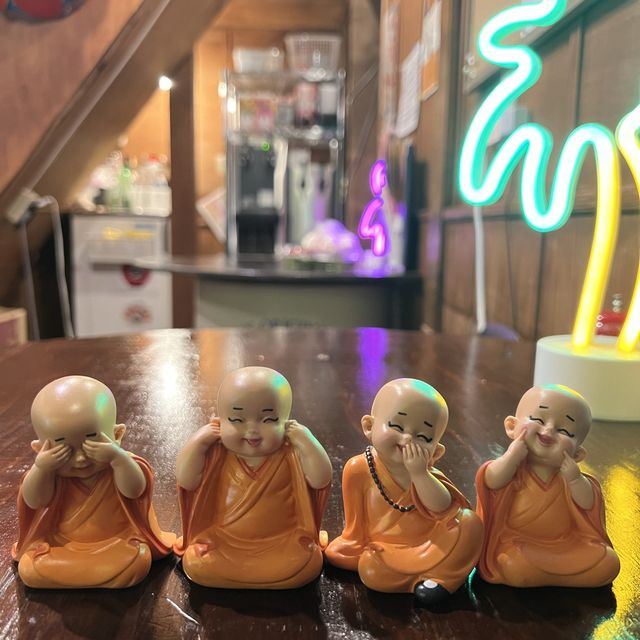【西口商店】ディープな栄町市場の中でも入りやすい素敵なお店 【西口商店】ディープな栄町市場の中でも入りやすい素敵なお店