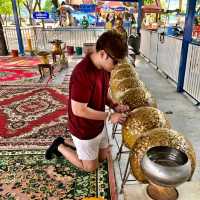 โบสถ์เซรามิกสีน้ำเงิน 