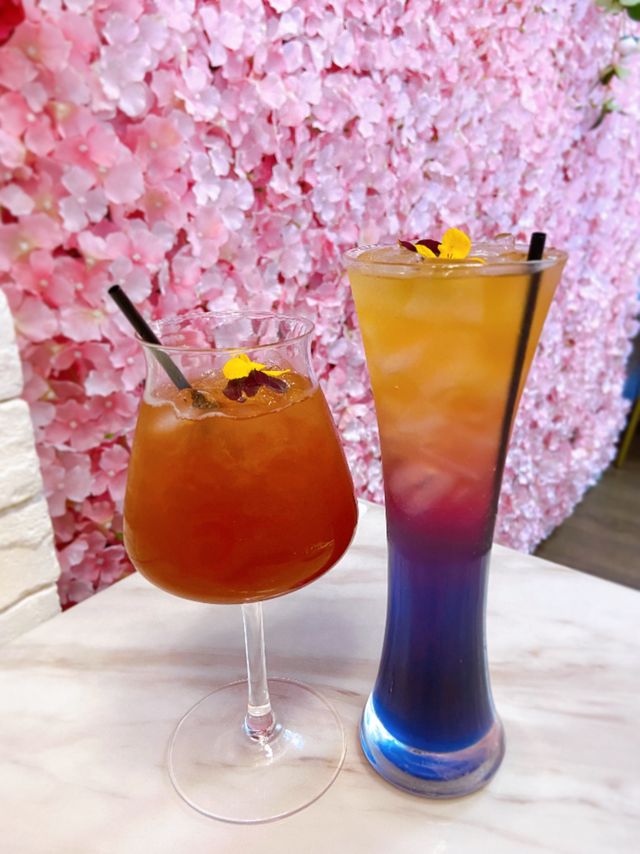 【Just like in the Wonderland🌸🌼🌹• 銅鑼灣花花人氣Cafe】