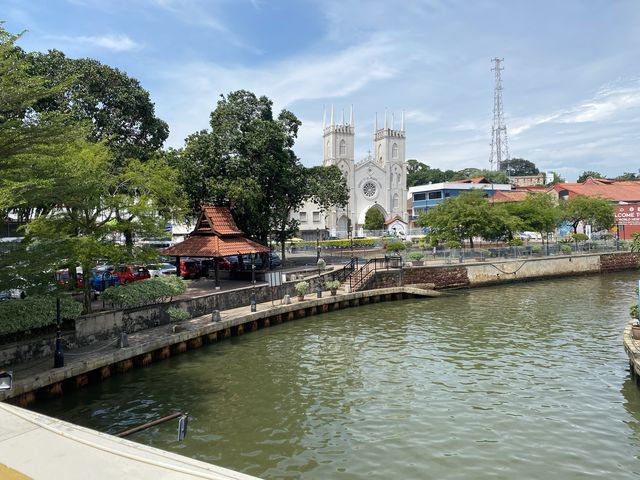 Day & Night of Melaka River