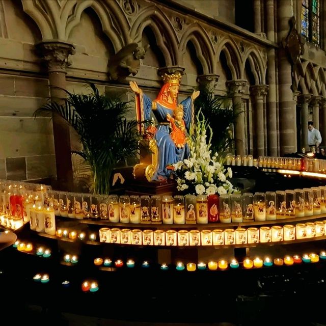 🇫🇷 프랑스 🇫🇷 에서 이쁜 ⛪ 성당보고 맛있는 🍞 빵투어하는 여행기