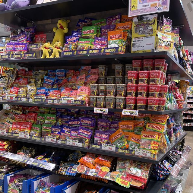【横浜・みなとみらい】Cremo横浜ワールドポーターズ店でハロウィン準備