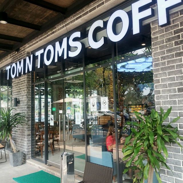 Tom N Toms Now in Clark!