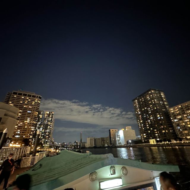 夕焼けの品川クルーズ