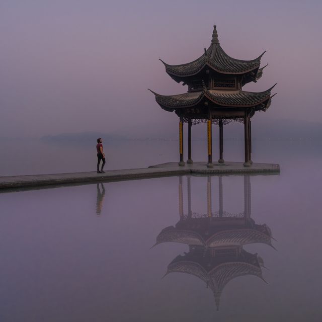 Hangzhou - not your standard sprawling city 