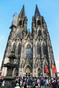 Go to Germany and visit the top 5 places worth visiting.