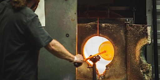 Free Glassblowing Demonstrations: January Open Studios Night 2024 | SiNaCa Studios - School of Glass and Gallery