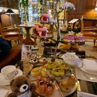 Conrad staycation plus high tea 🍵😌