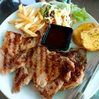 ร้านนั่งเล่น Steak & Coffee หนองคาย