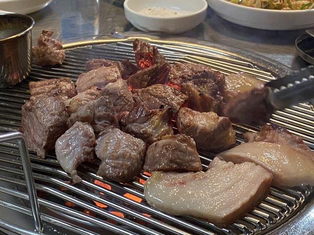 제주ㅣ현지인이 추천한 숨은 흑돼지 근고기 맛집, 제주돗🍖