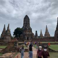 วัดไชยเดินใส่ชุดไทยถ่ายรูปได้เก๋ๆ