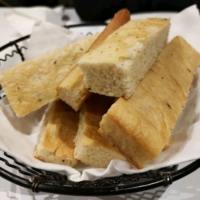 食物一般，服務更一般