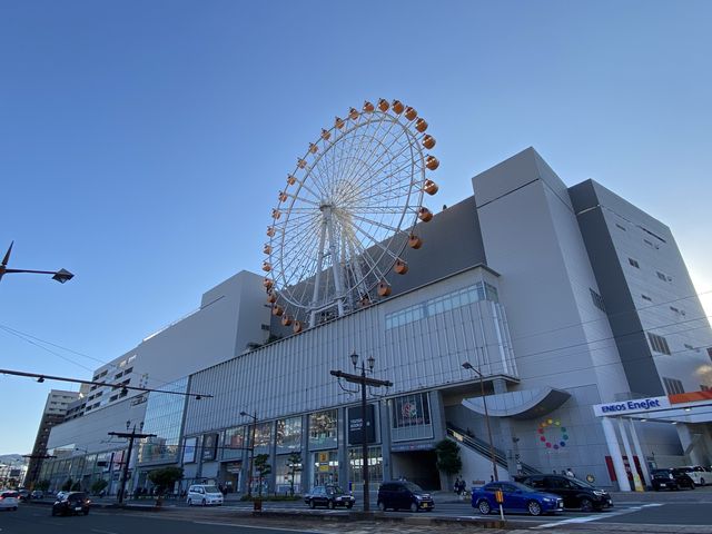 バスターミナル 併設ショッピングモール「みらい長崎 COCOWALK」