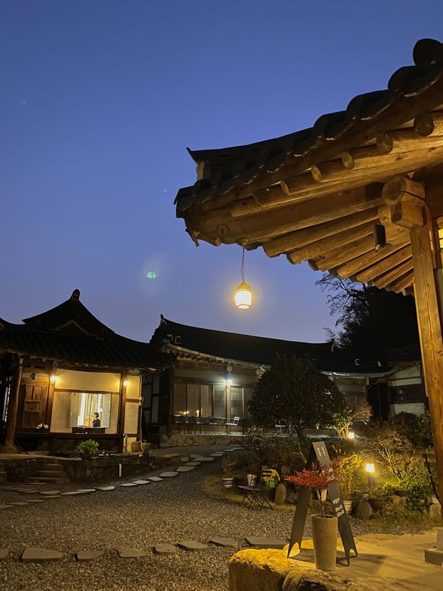 밤에 더 아름다운 한옥카페 ☕️🌙