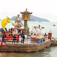 ไหว้พระแม่ริมหาด Replse Bay