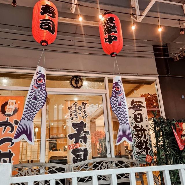 "ซูชิมั้ย จะนะ"🍣🍙🥗🥙