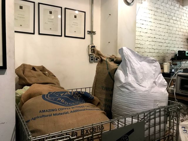 Omnia Cafe and Roastery