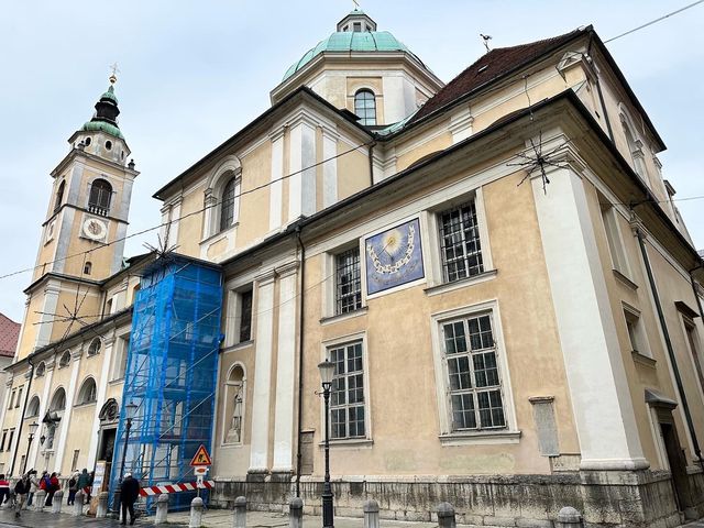 斯洛維尼亞🇸🇮景點-盧比安納大教堂