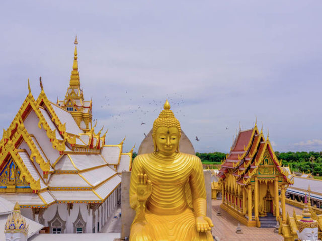 ขอพรหลวงพ่อมงคลนิมิต ณ วัดหนองพงนก