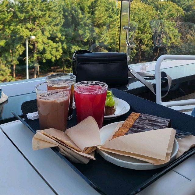 을숙도에 위치한 대형카페