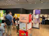 カブトムシを触れるコーナーまで！【ファーブル昆虫展】②