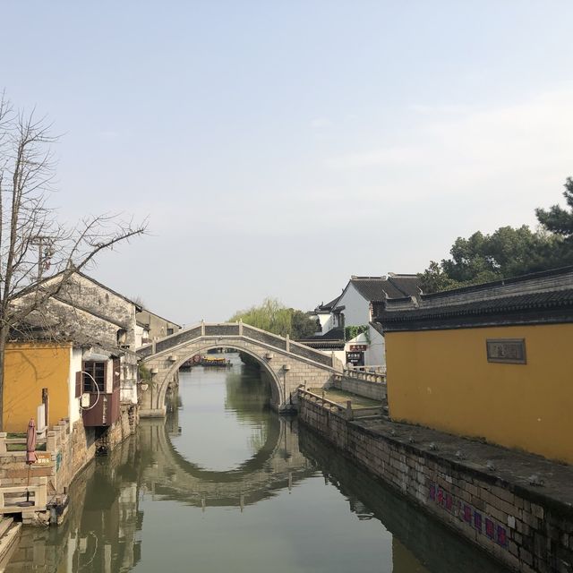 Nice hill to explore nature in Suzhou