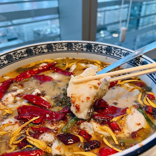 望住維港景色食川菜
