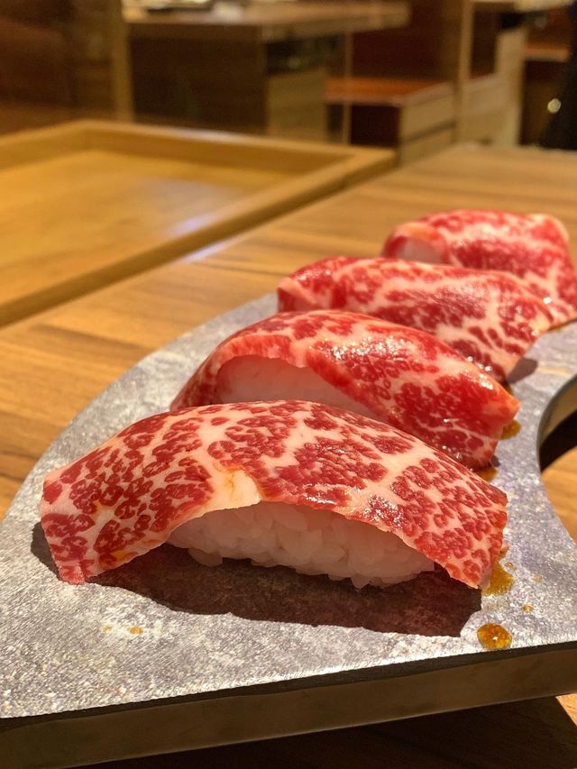 【 ✨ 屯門高質日式燒肉店 吸睛火炙和牛壽司🔥 入口即溶❤️】