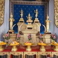 ไหว้ขอพรศาลหลักเมืองกรุงเทพสักการะสิ่งศักดิ์สิทธิ์
