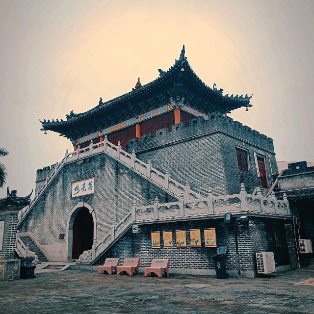 Ming Dynasty's Wanjing building