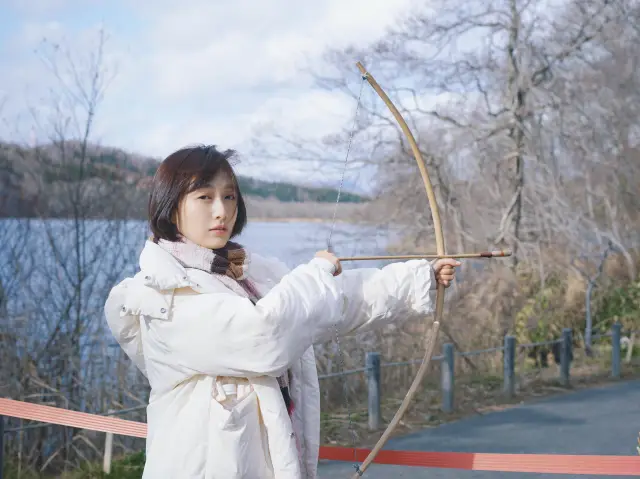 Archery, embroidery, traditional harmonica | Experience a day of Ainu traditional culture in Hokkaido.