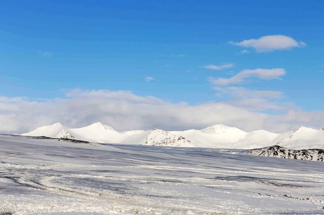 Interstellar Crossing Vatnajökull