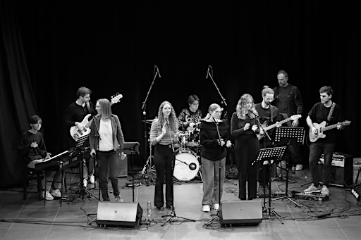 Plezier beleven voor een publiek. | Academie voor Muziek en Woord