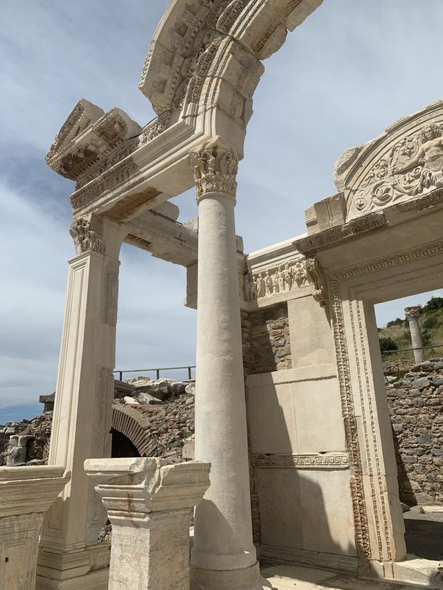 “Ephesus” ชมอารยธรรมเมืองกรีกโบราณ 
