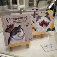 陪著主子探索毛孩星