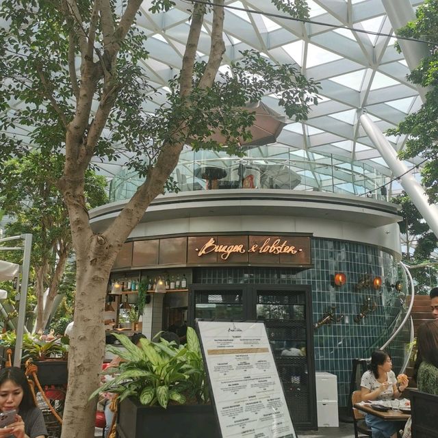 Burger and Lobster Jewel