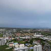 โรงแรม 5 ดาว กลางใจเมืองระยอง Holiday Inn & Suite