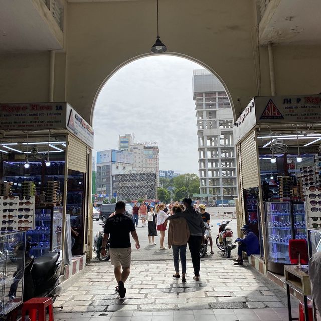 Ben Thanh Market 