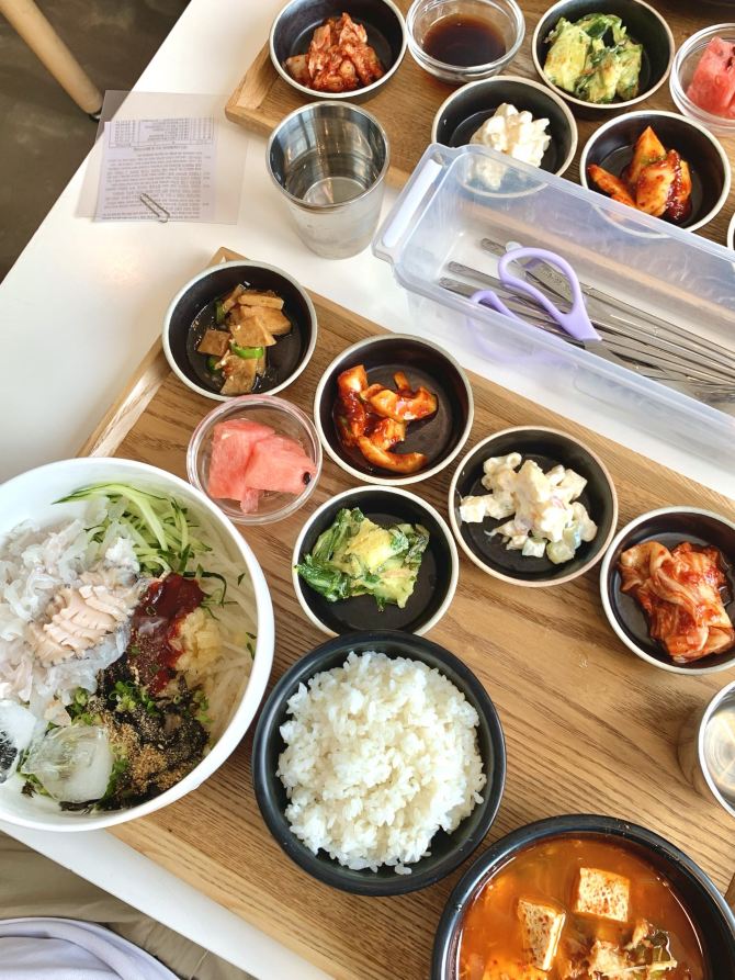 포항 영일대 바다가 보이는 물회집 ‘동원해물촌’ | 트립닷컴 포항 포항 영일대 바다가 보이는 물회집 ‘동원해물촌’ | 트립닷컴 포항 